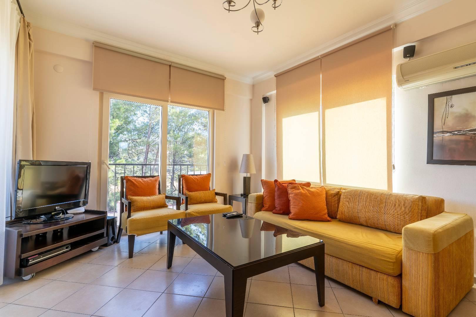 Didim Akbük'te Tesis İçerisinde, Denize Sıfır, Havuzlu, Tatil Evi-39049