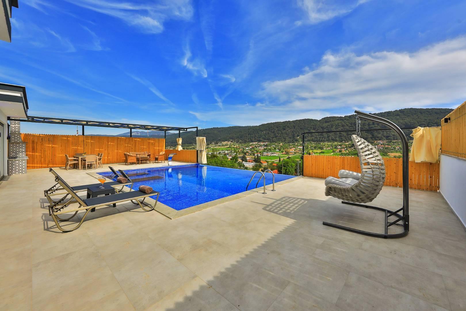 Kaş Sarıbelen'de Sakin Konumda, Özel Havuzlu, 5 Kişilik Villa-29551