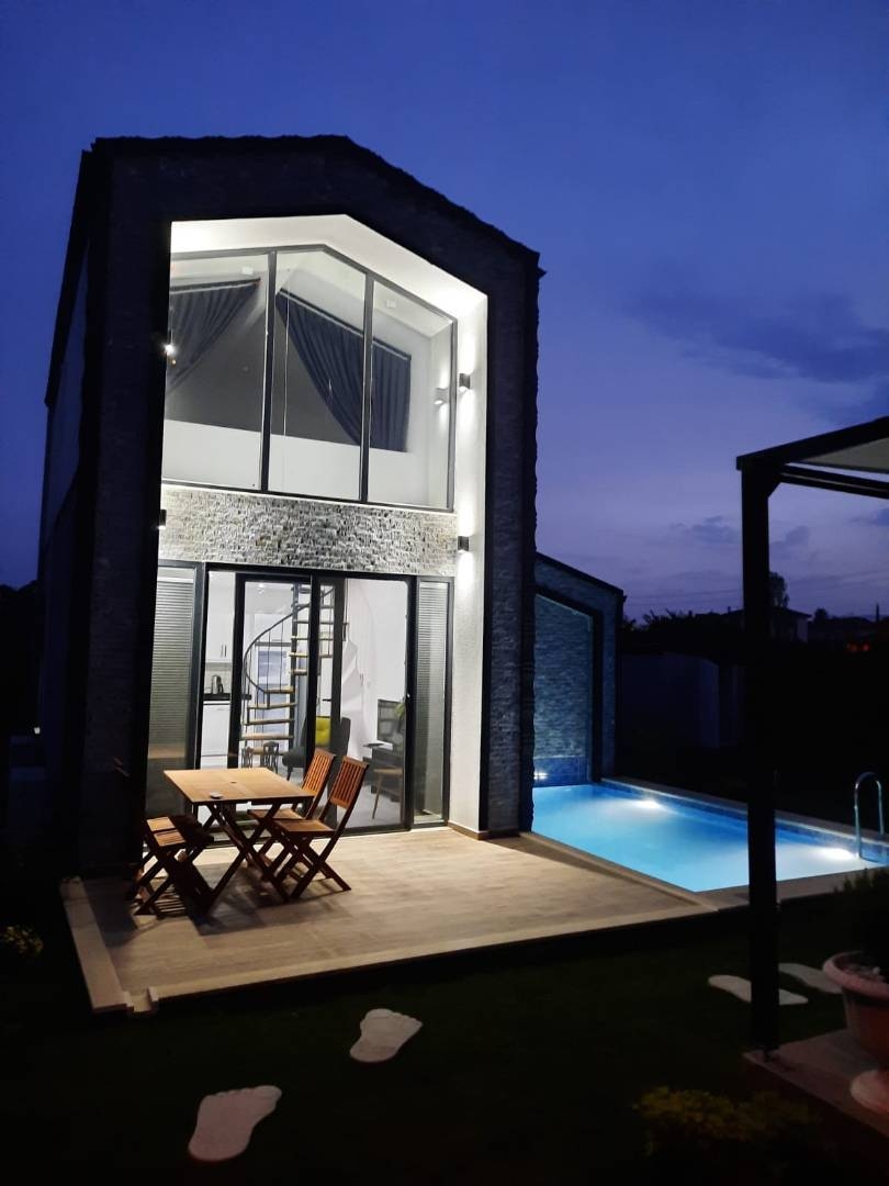 Dalaman'da Doğa İle İç İçe, Özel Havuzlu, Modern Tasarımlı Villa