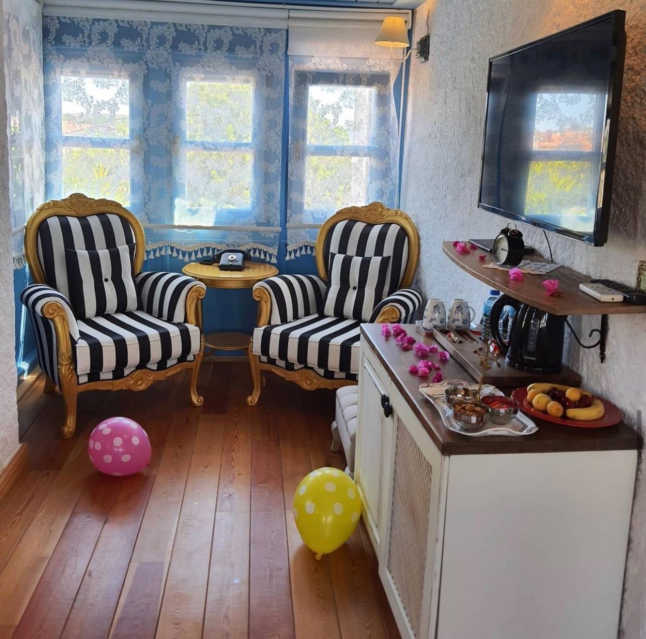 İzmir Çeşme'de Harika Doğa İçerisinde, Özel Havuzlu, Lüks Villa -21758