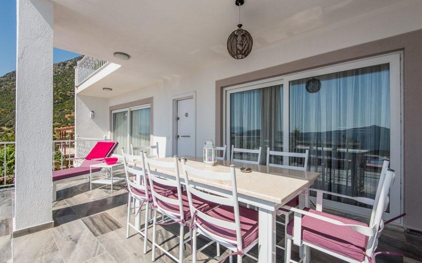 Kaş Bezirgan'da Göz Alıcı Deniz Manzaralı, Özel Havuzlu, Zarif Villa-20556