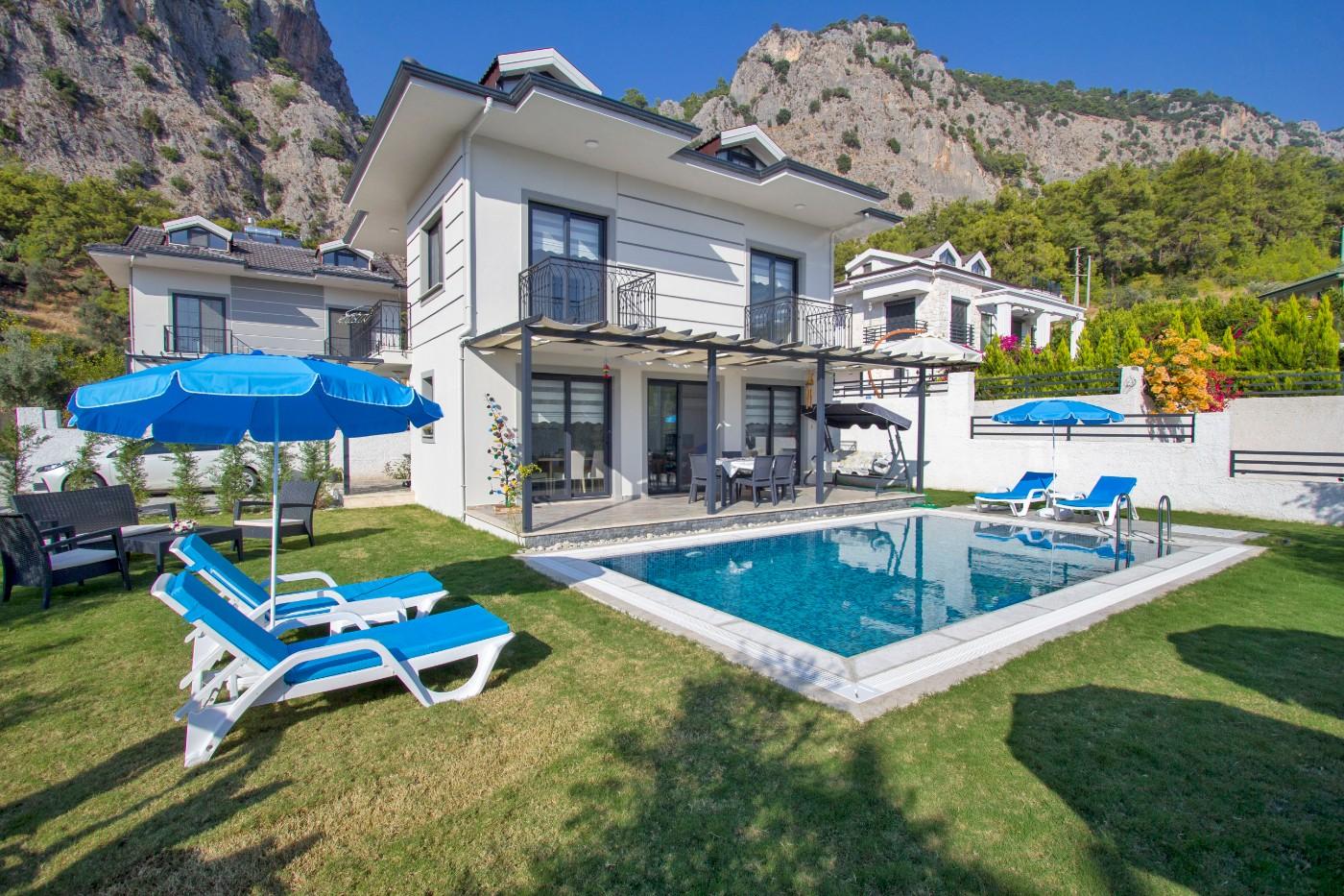 Fethiye Göcek'te Muhteşem Doğa İçerisinde, Özel Havuzlu, Lüks Villa-16143