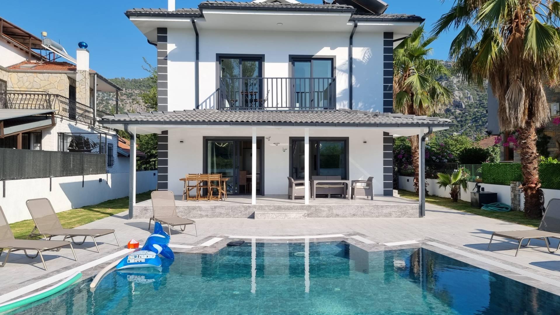 Ortaca Dalyan'da Büyük Ailelere Uygun, Özel Havuzlu, Ferah Villa-27805