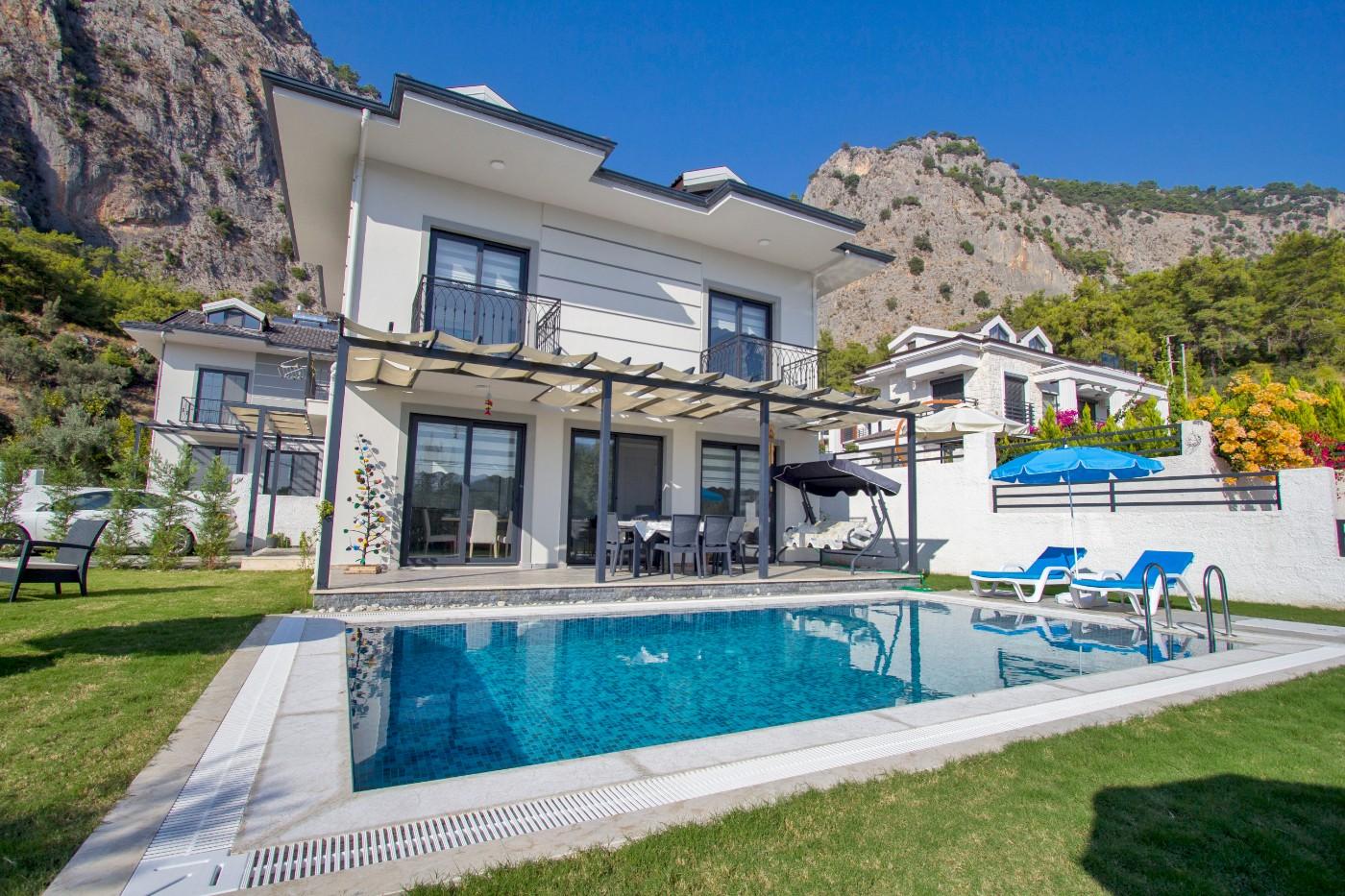 Fethiye Göcek'te Muhteşem Doğa İçerisinde, Özel Havuzlu, Lüks Villa-16143