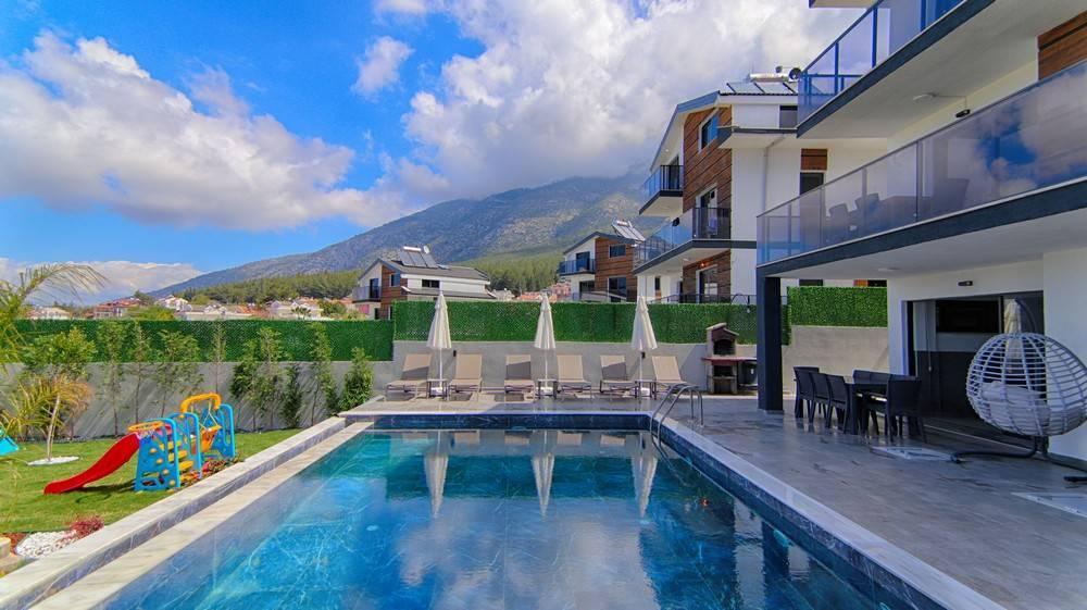 Fethiye Ölüdeniz'de Şık Tasarıma Sahip, Isıtmalı Havuzlu, Modern Villa-24854