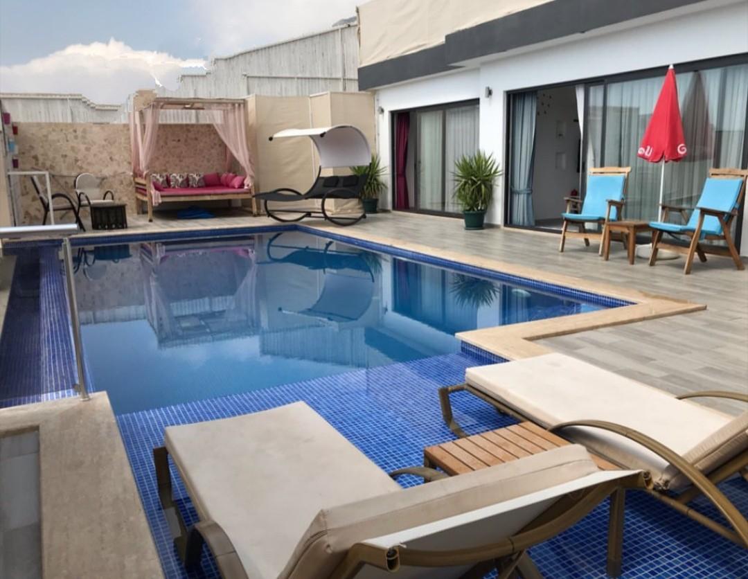 Kaş Bezirgan'da Deniz Manzaralı, Isıtmalı Özel Havuzlu, Şık Villa-16697