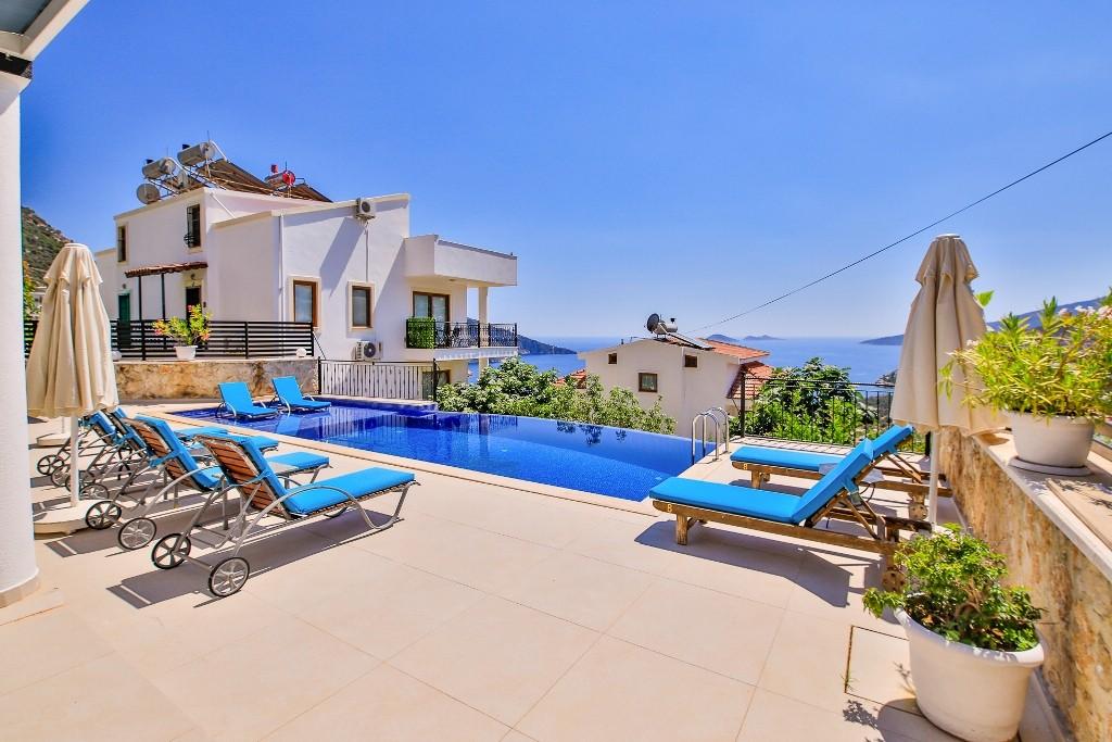 Kaş Kalkan'da Denize Yürüme Mesafesinde, Özel Havuzlu, Jakuzili Villa-15632