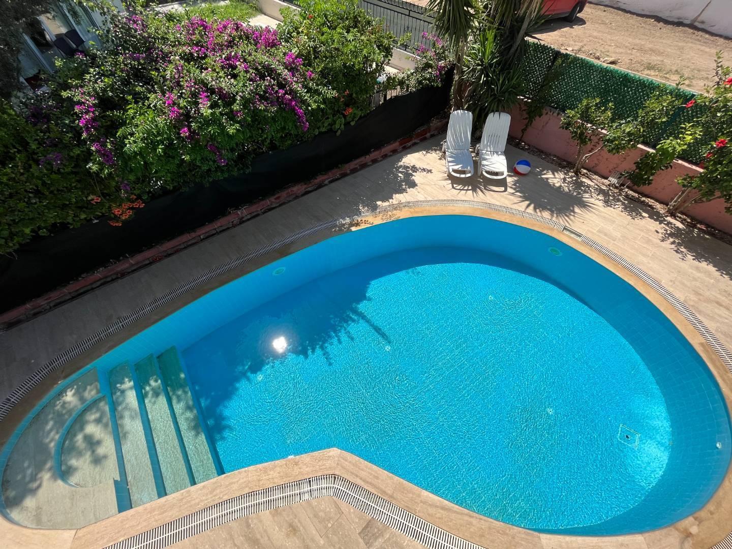 Serik Kadriye'de Kalabalık Ailelere Uygun, Özel Havuzlu, Kiralık Villa-19055