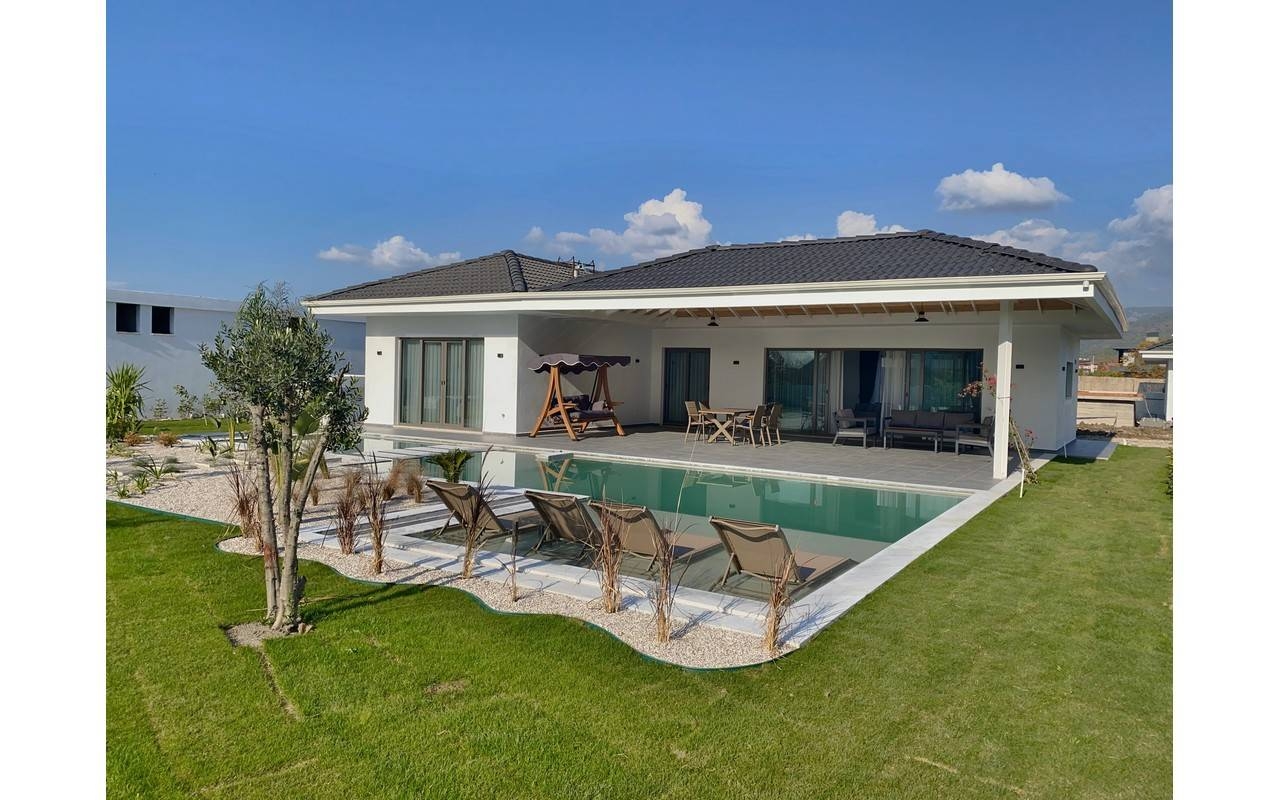 Fethiye Kargı'da Geniş Bahçeli, Özel Havuzlu, 2+1 Villa