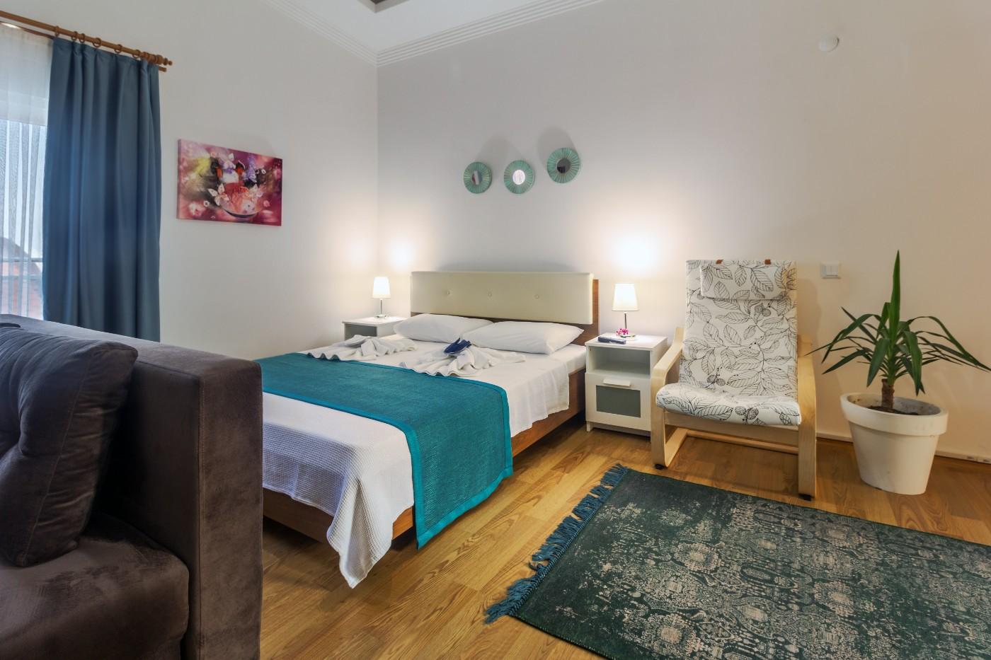 Antalya Konyaaltı'nda Denize Yakın, Merkezi Konumda, 1+0 Stüdyo Ev-13156