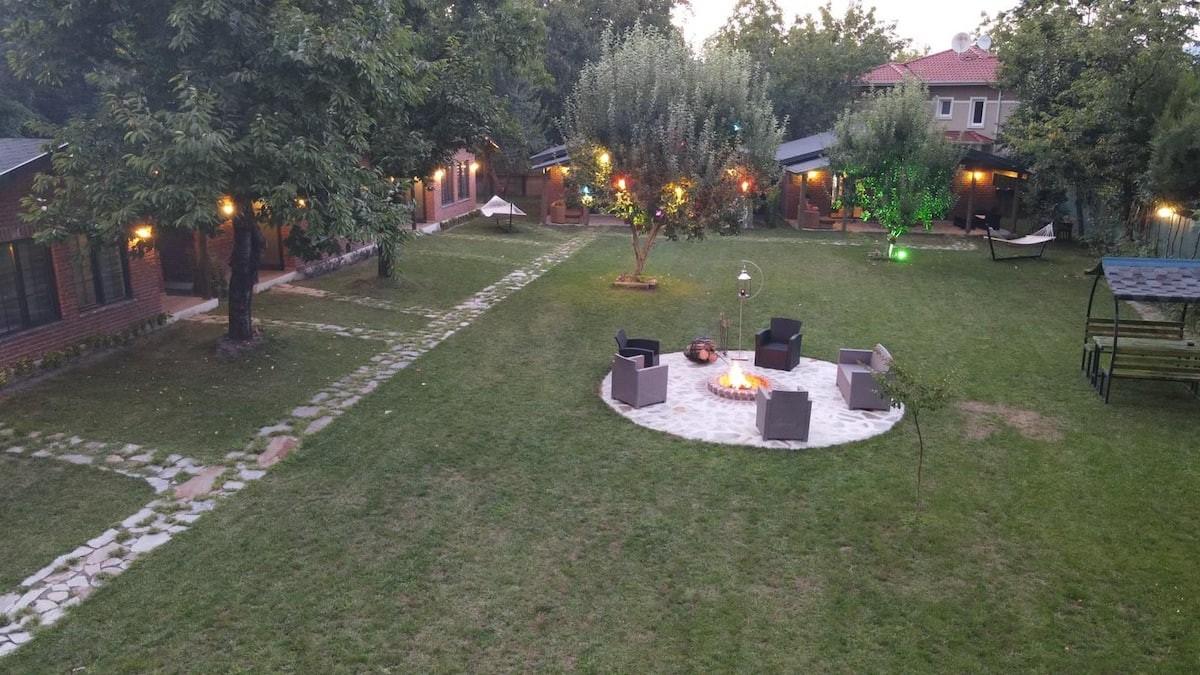 Sakarya Sapanca'da Geniş Ortak Bahçeye Sahip, 1+1, Tatil Evi-23408