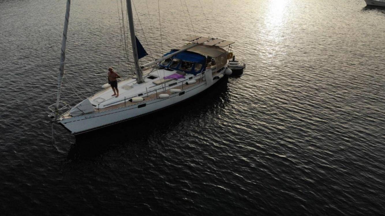 Kuşadası'nın Harika Maviliklerinde, 3 Kabinli, Kiralık Yelkenli