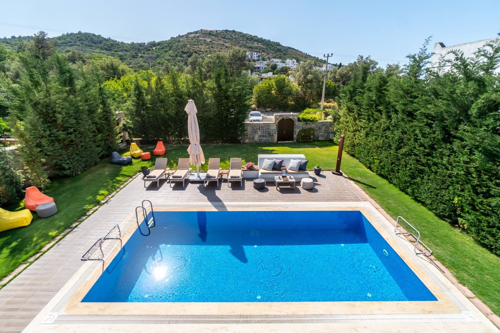Bodrum Yalıkavak'ta Merkezi Konumda, Özel Havuzlu, Konforlu Villa
