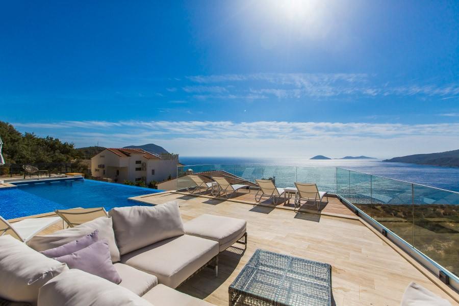 Kaş Kalkan'da Denize Yakın, Sinema Odalı, Lüks Villa-15746