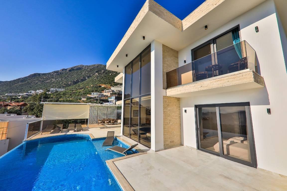 Kaş Bezirgan'da Doğayla İç İçe, Özel Havuzlu, Manzaralı Villa-25557