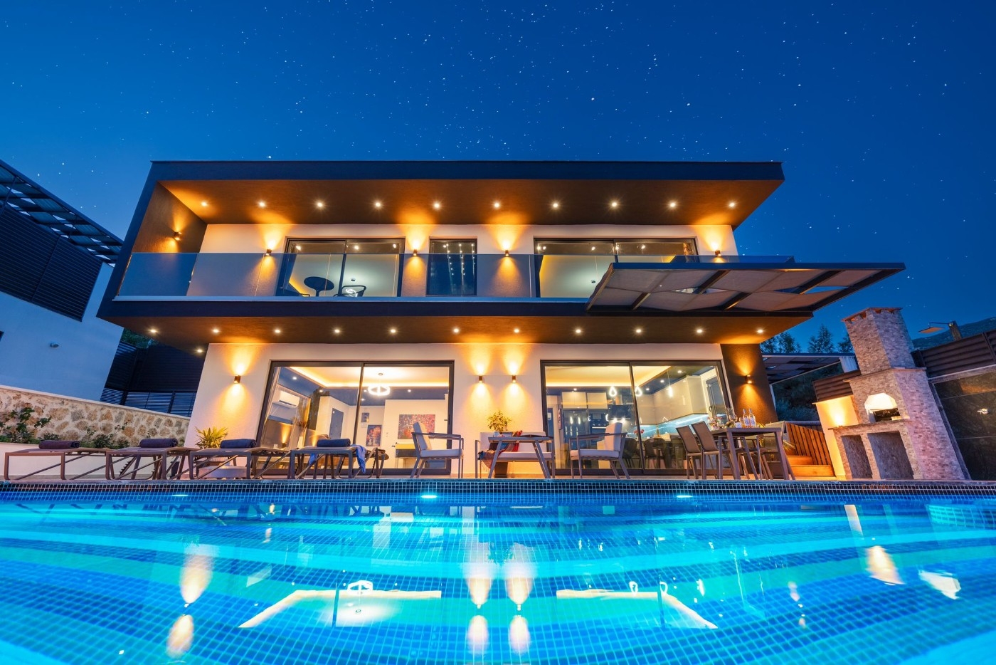 Kaş İslamlar'da Doğa İle İç İçe, Özel Havuzlu, Şık Villa