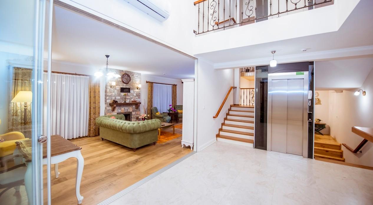 Fethiye Çiftlik'te Muhteşem Konfora Sahip, Özel Havuzlu, Şık Villa-18607