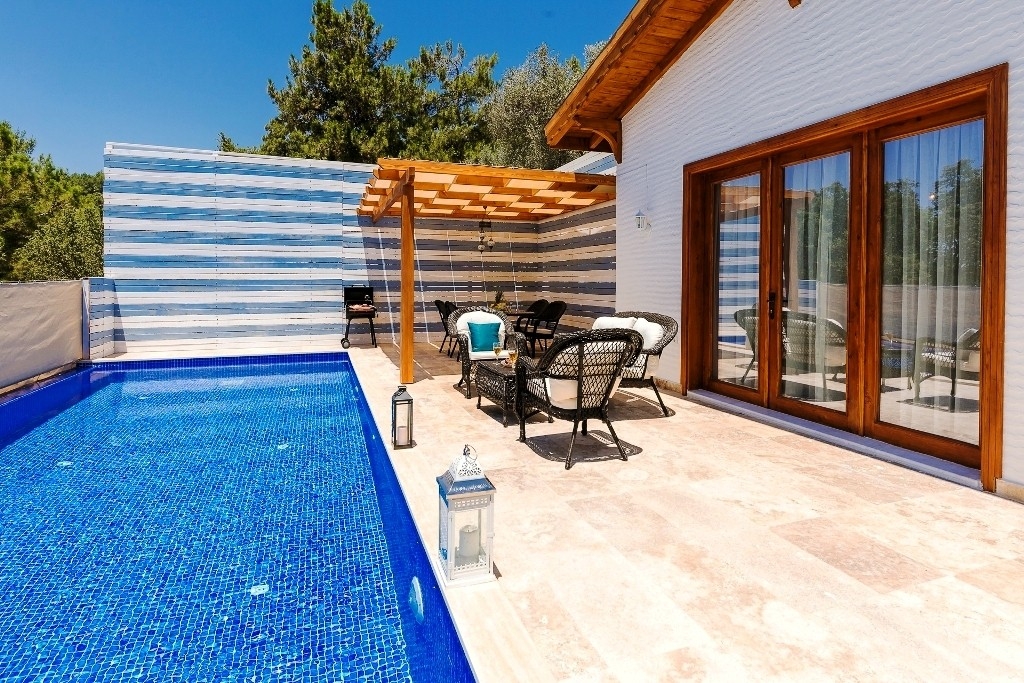 Kaş İslamlar'da Doğa İçerisinde, Özel Havuzlu, Modern Villa