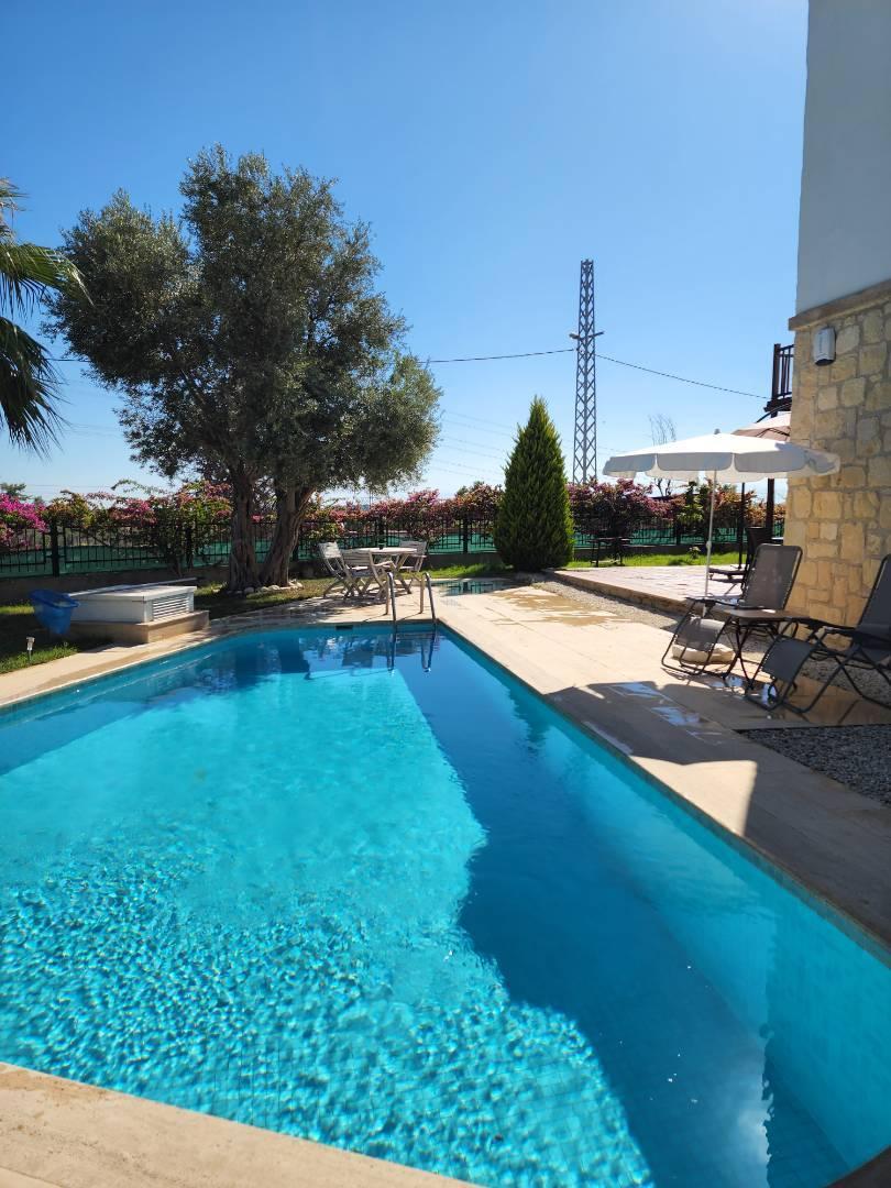 Antalya Manavgat'ta Geniş Bahçeli, Özel Havuzlu, 3+1 Şık Villa-23601