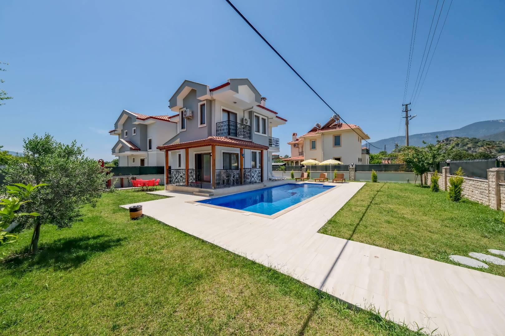 Muğla Dalyan'da Merkeze Yakın, Özel Havuzlu, Şık Tatil Villası-26887
