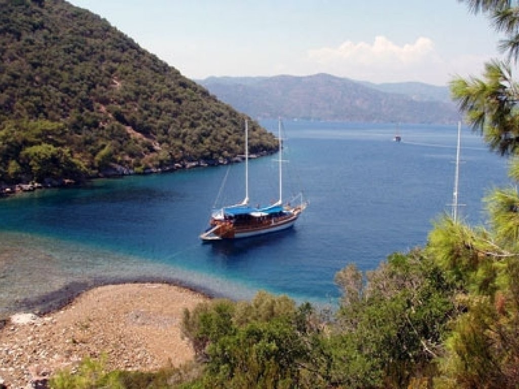 Muğla Fethiye'de Eşsiz Güzellikteki Koylarda, Konforlu Gulet