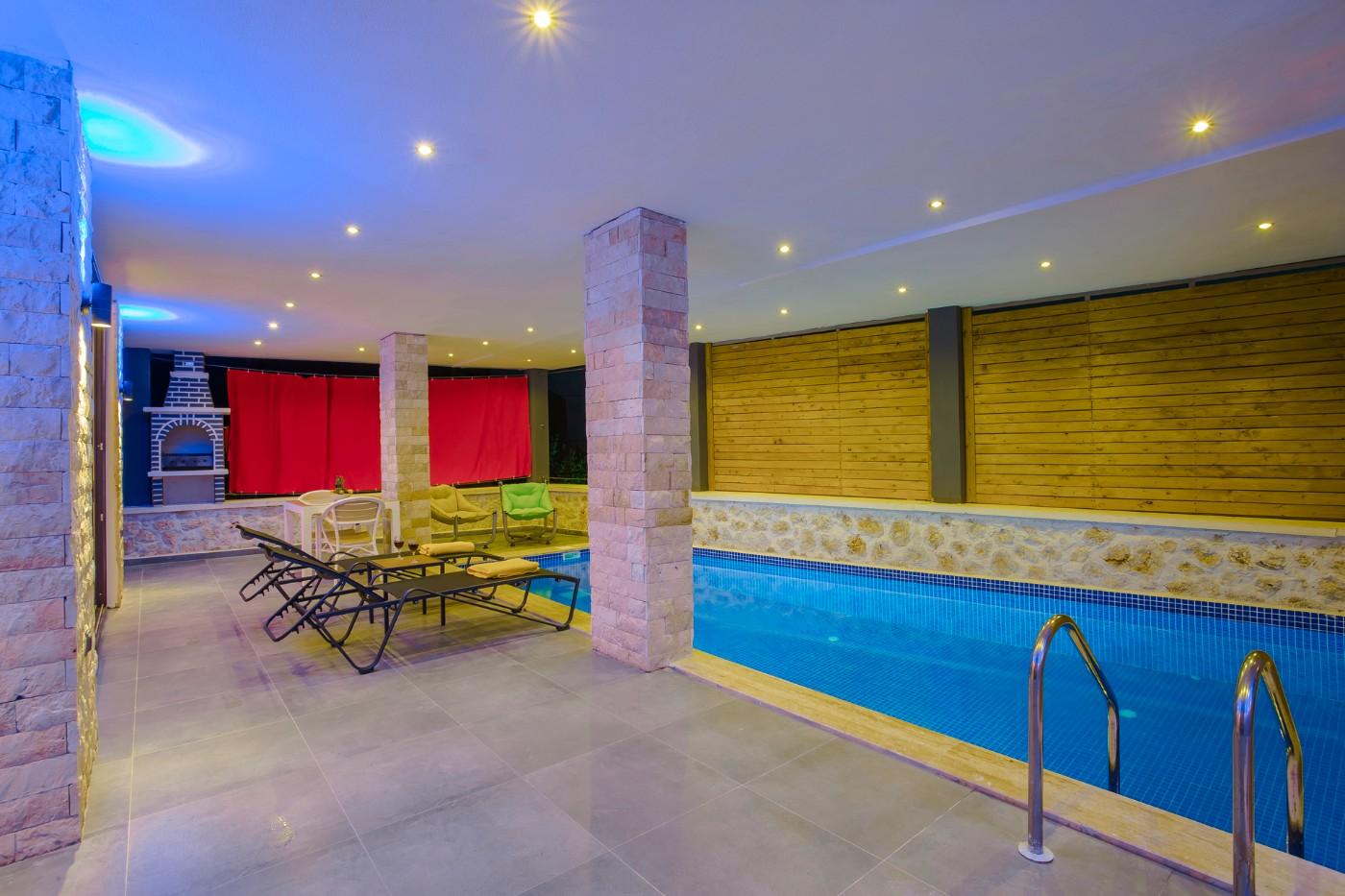 Kaş Kalkan'da Enfes Deniz Manzaralı, Özel Havuzlu, Jakuzili Villa-19548