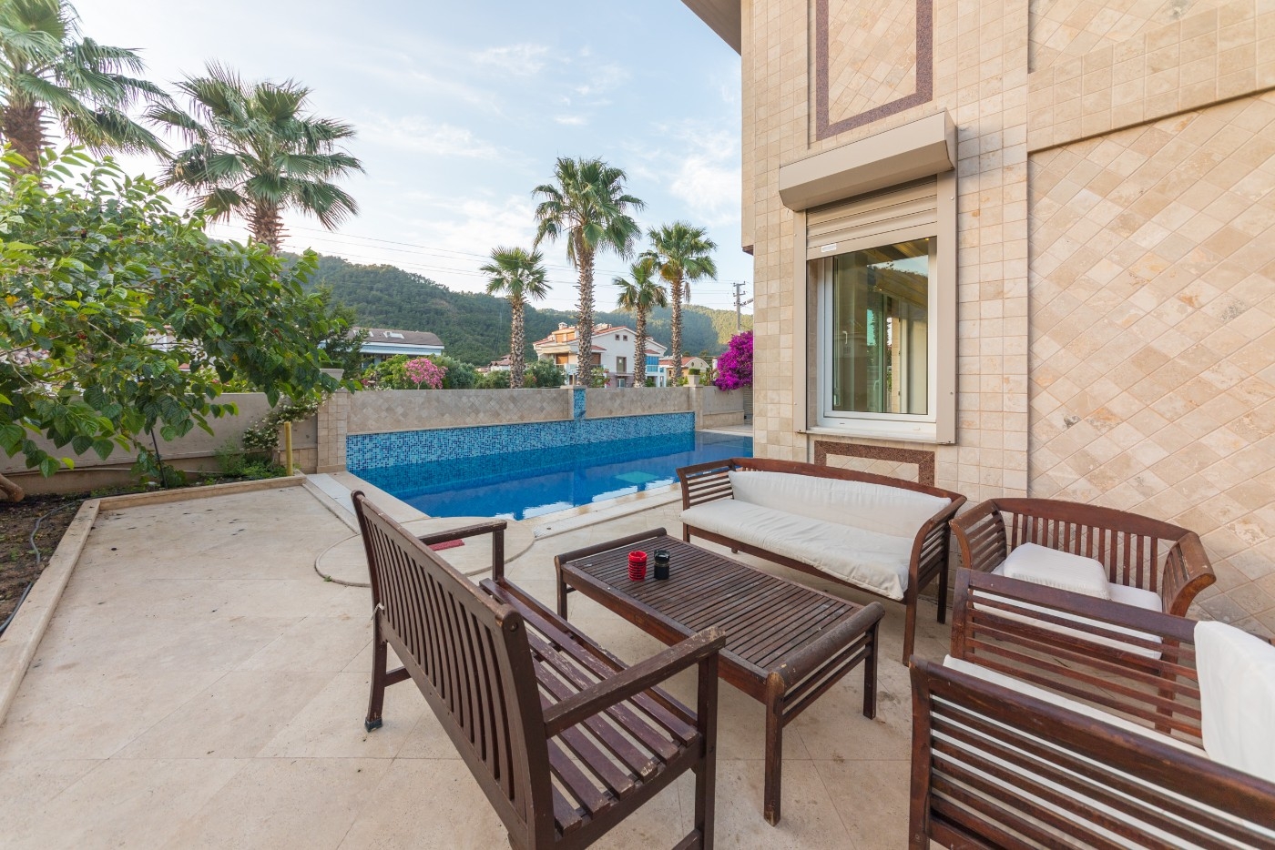 Muğla Marmaris'te Enfes Doğa İçerisinde, Özel Havuzlu, Modern Villa