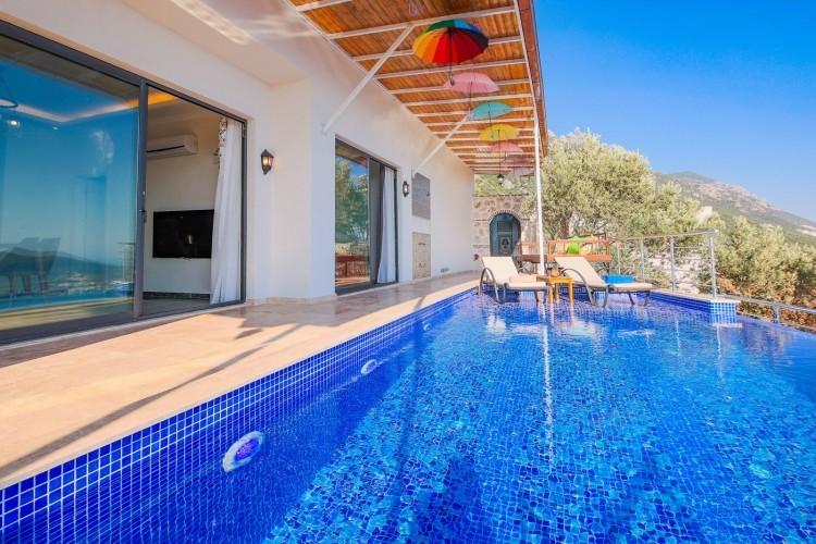 Kaş İslamlar'da Muhteşem Deniz Manzaralı, Özel Havuzlu, Romantik Villa-19703