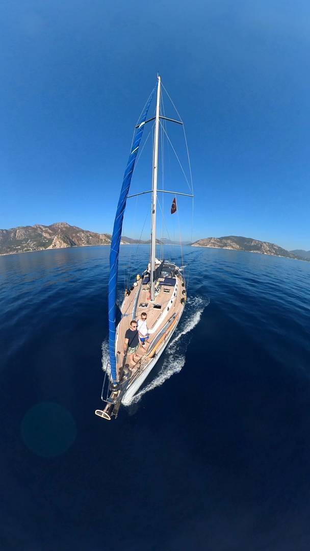 Muğla'nın Serin Sularında, 4 Kamaralı, 7 Kişilik, Kiralık Yelkenli