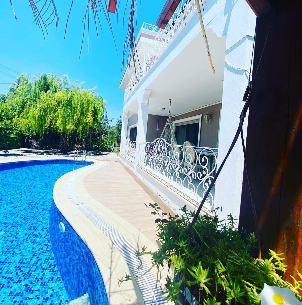 Fethiye Karagedik'te Çocuk Oyun Alanlı, Özel Havuzlu, Kiralık Villa-23592