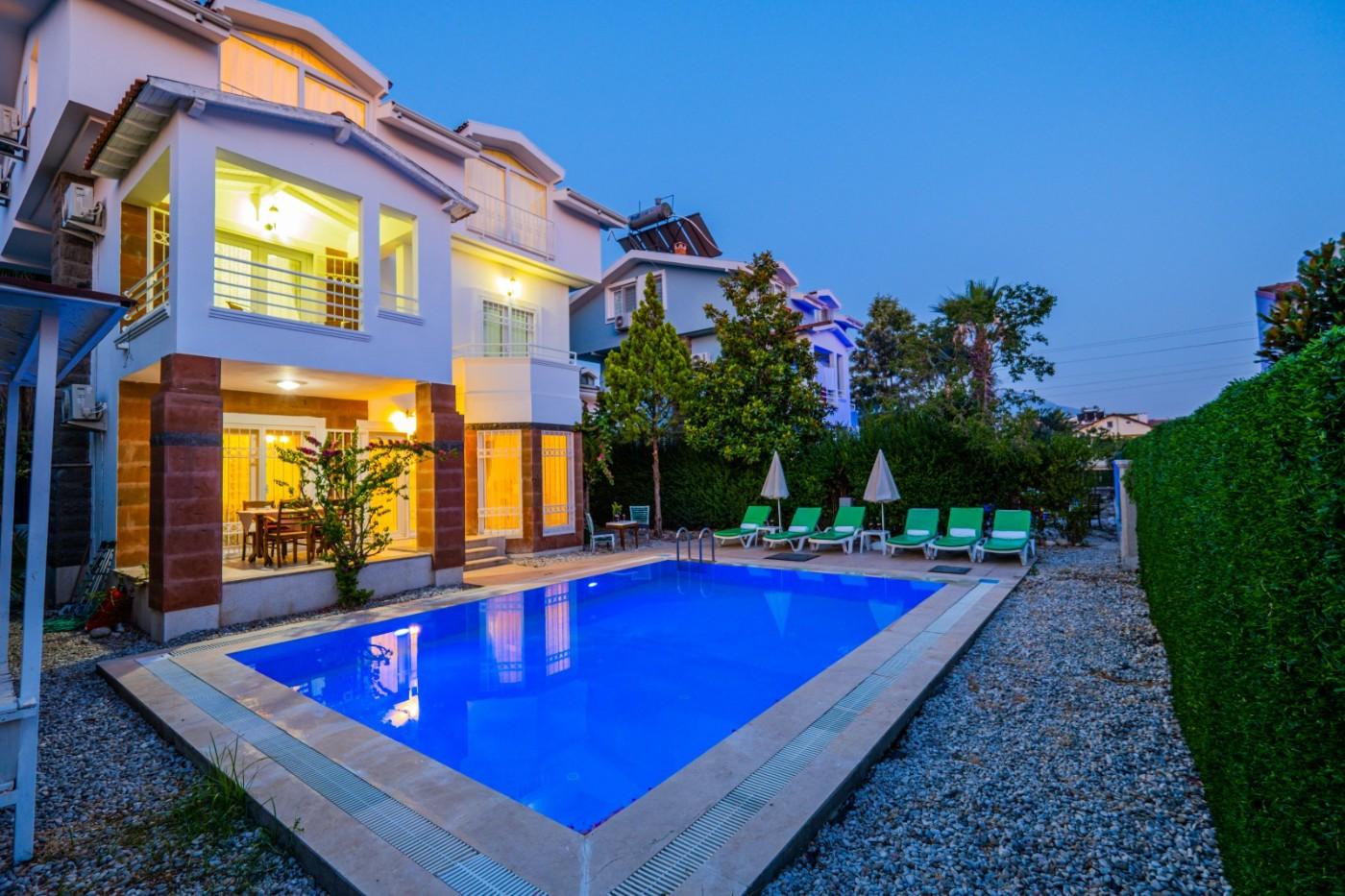 Fethiye Foça'da Doğa İle İç İçe, Özel Havuzlu, 5+1 Ferah Villa-21807