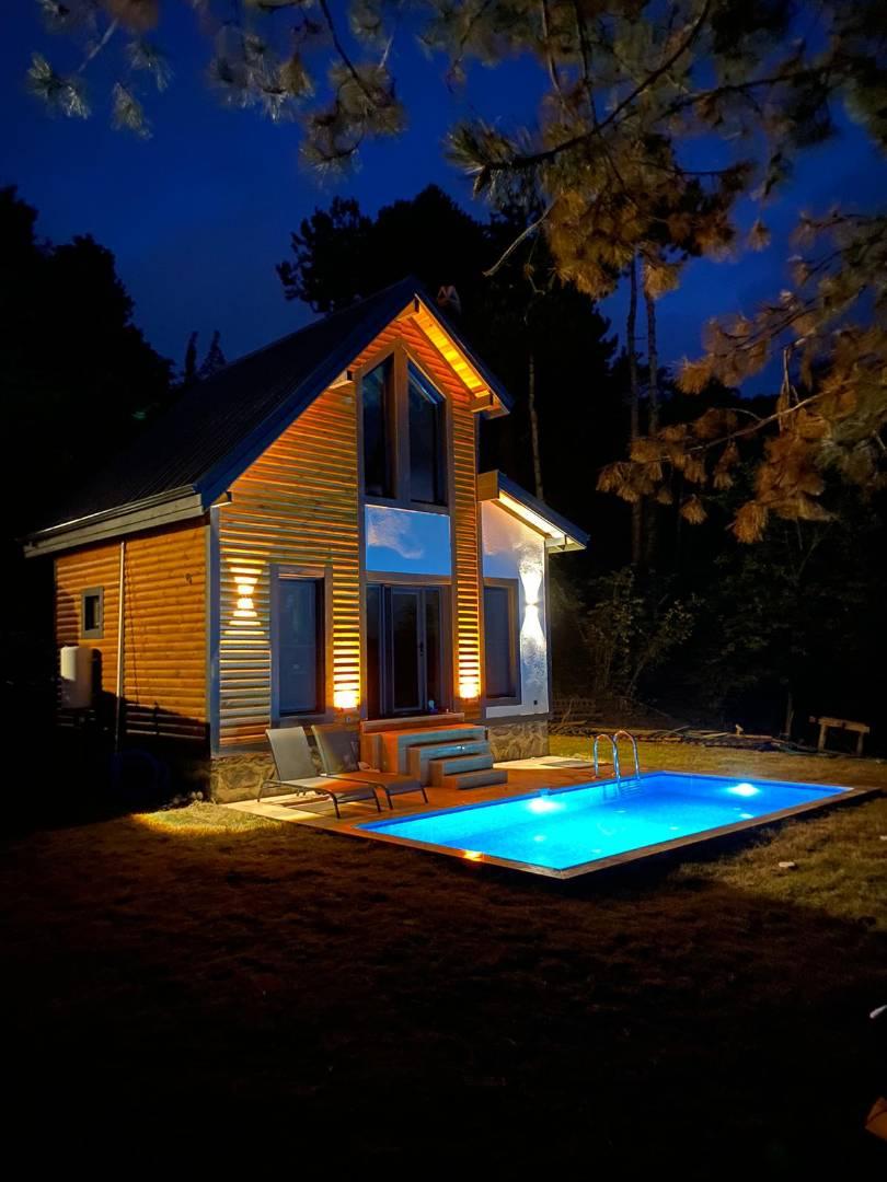 Sakarya Sapanca'da Harika Mimarili, Özel Havuzlu, Kiralık Bungalov-30240