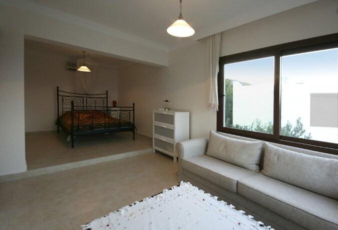 Bodrum Akyarlar'da Deniz Manzaralı, Ferah Konsepte Sahip Yazlık-16054