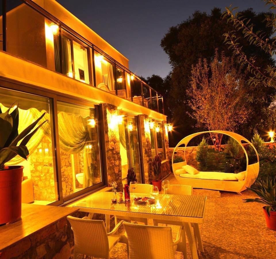 Fethiye Şövalye Adası'nda Denize Sıfır, 6 Kişilik, Tatil Evi