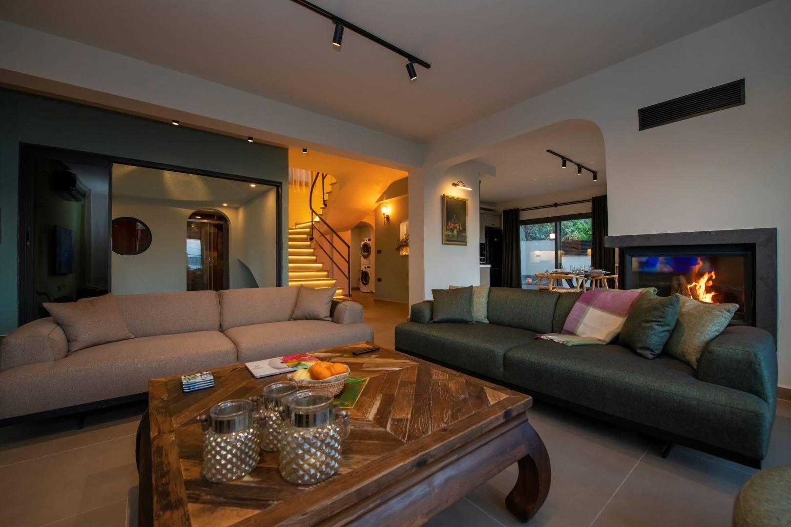 Muğla Fethiye'de Enfes Deniz Manzaralı, Kapalı Havuzlu, Saunalı Villa-30641