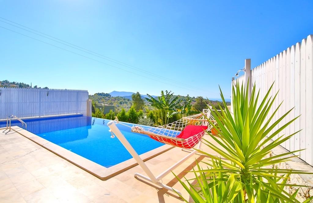 Kalkan Üzümlü'de Doğa ve Deniz Manzaralı, Özel Havuzlu, Bahçeli Villa-13013