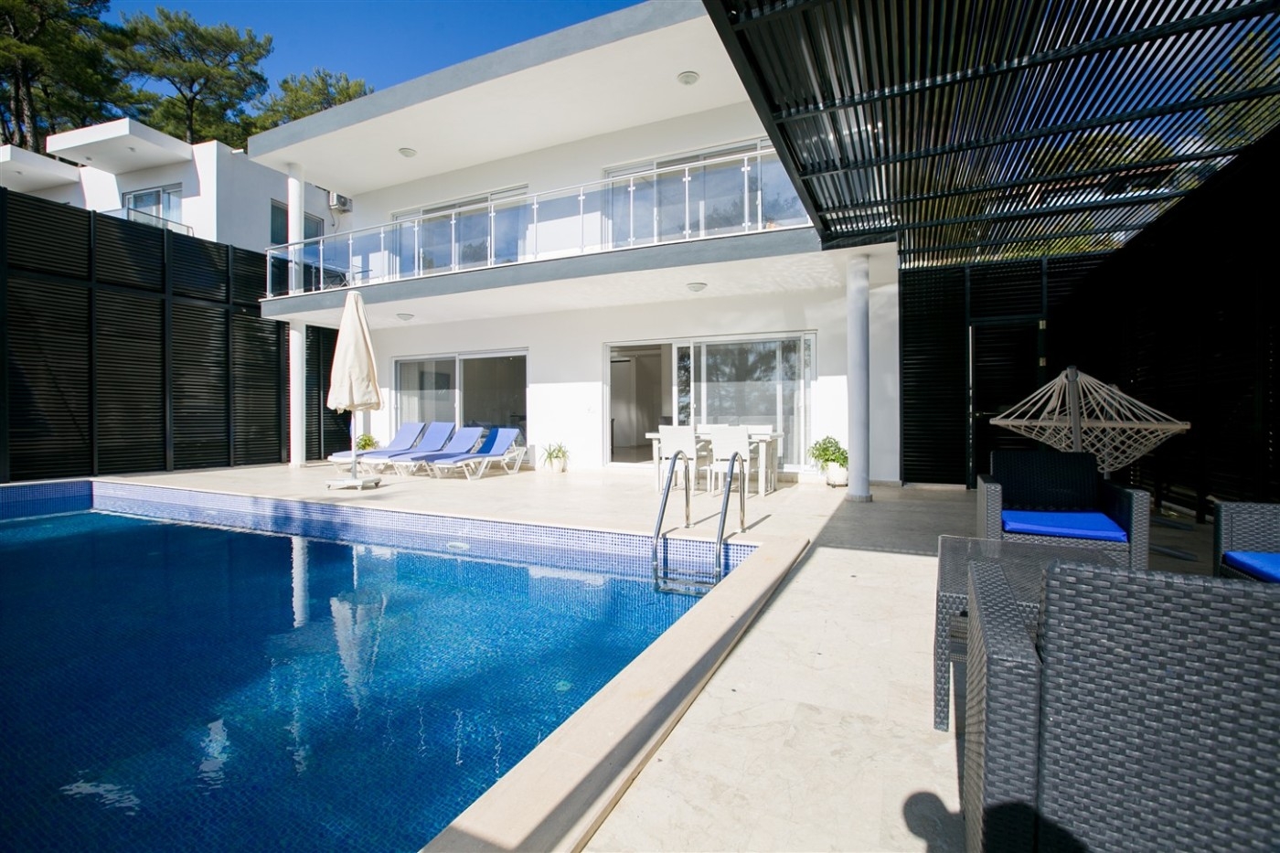 Kaş İslamlar'da Deniz Manzaralı, Özel Havuzlu, Jakuzili Villa