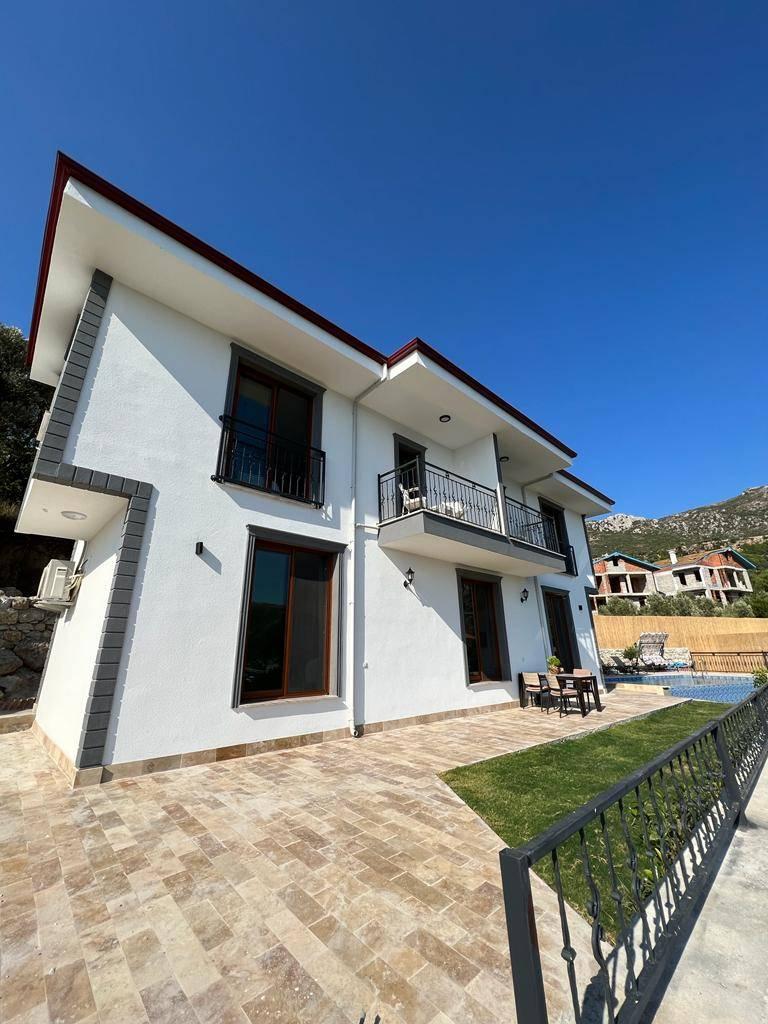 Marmaris Söğüt'te Enfes Manzaralı, Özel Havuzlu, Kiralık Villa-28357
