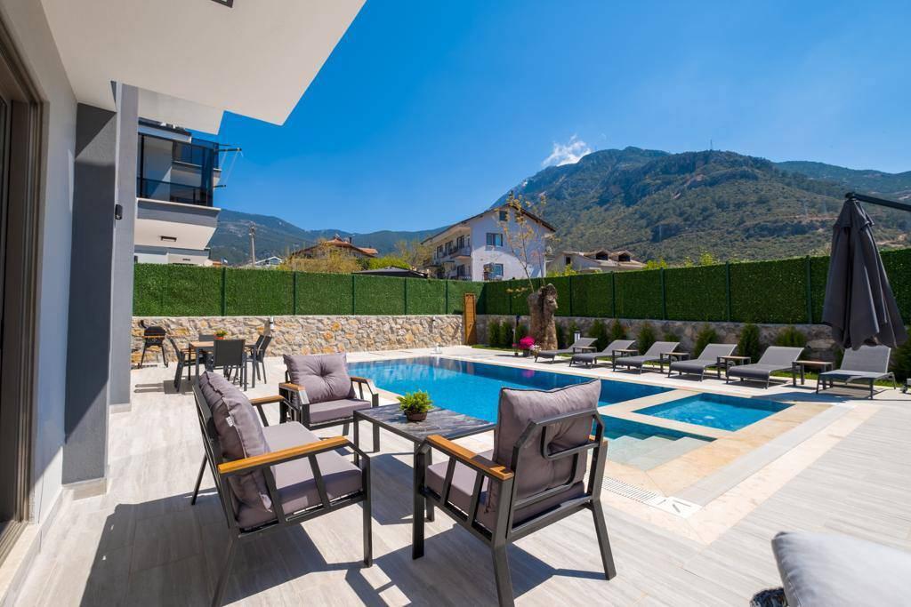 Fethiye'de Ferah Bahçeli, Özel Havuzlu, Jakuzili Villa-29665