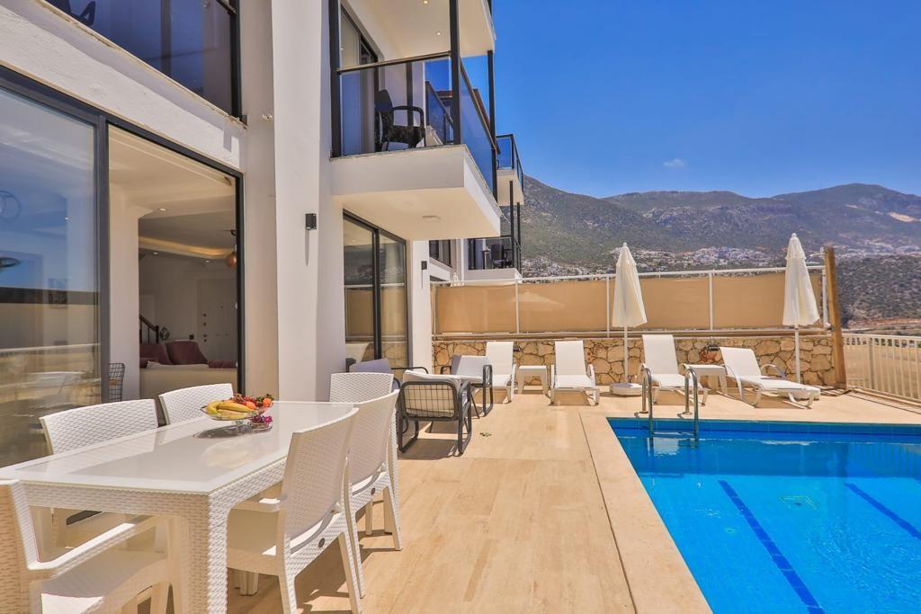 Kaş Kalkan'da Deniz Manzaralı, Özel Havuzlu, 6 Kişilik Lüks Villa-19406