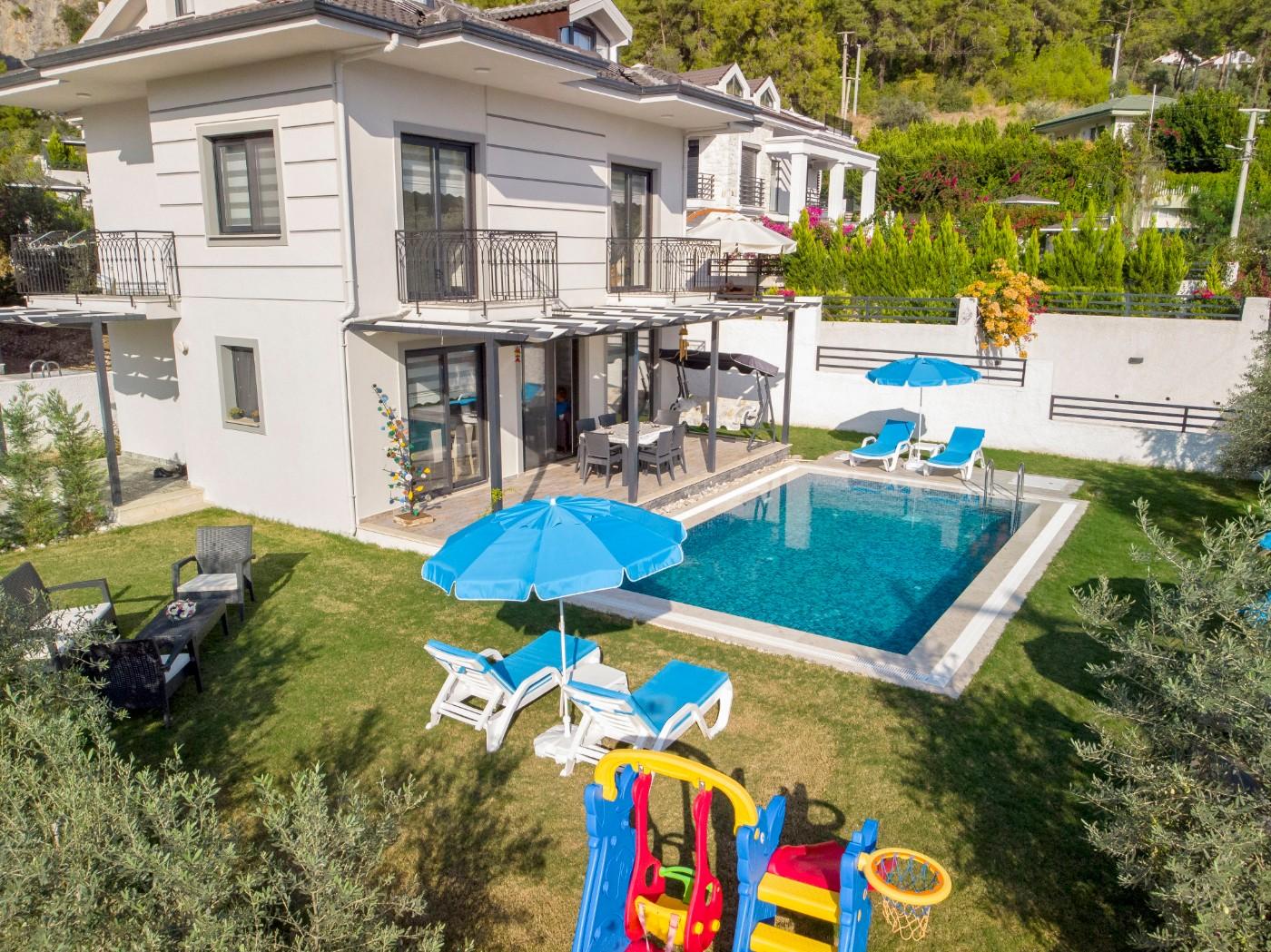 Fethiye Göcek'te Muhteşem Doğa İçerisinde, Özel Havuzlu, Lüks Villa-16143