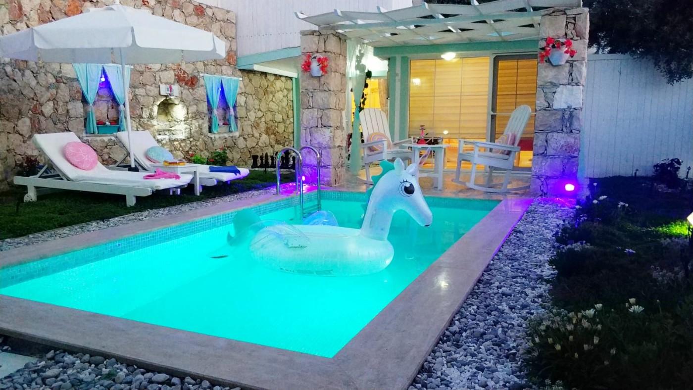 Kaş İslamlar'da Doğa İçerisinde, Isıtmalı Havuzlu, Lüks Balayı Villası-21144
