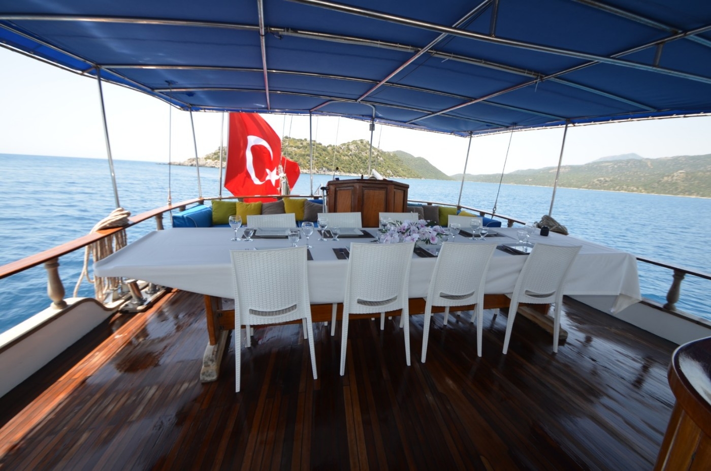 Fethiye'de Akdeniz ve Ege'nin Eşsiz Koylarında, 16 Kişilik Gulet