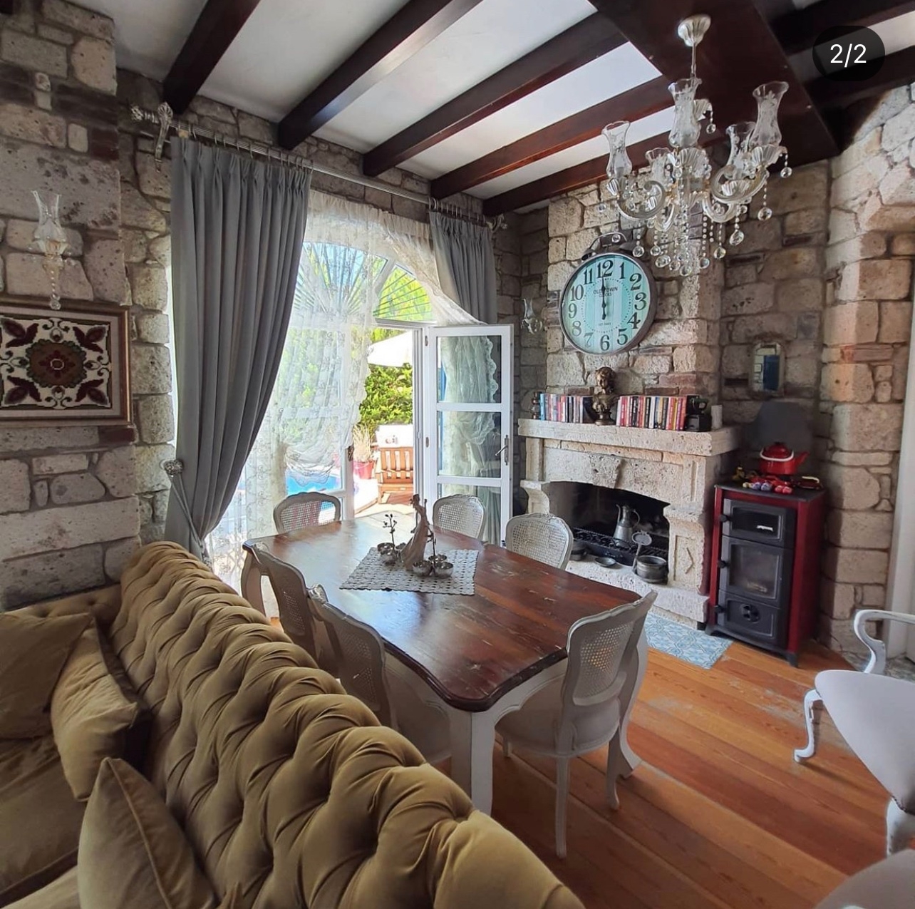 İzmir Çeşme'de Harika Doğa İçerisinde, Özel Havuzlu, Lüks Villa