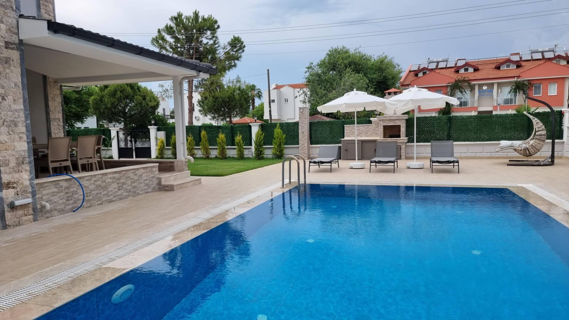 Muğla Dalyan'da Kalabalık Ailelere Uygun, Özel Havuzlu, Şık Villa-25298