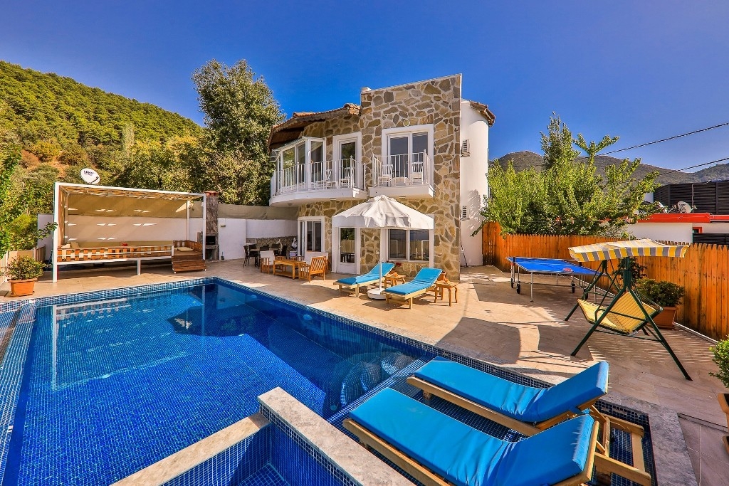 Kaş İslamlar'da Huzur Dolu Doğada, Özel Havuzlu, Jakuzili Villa
