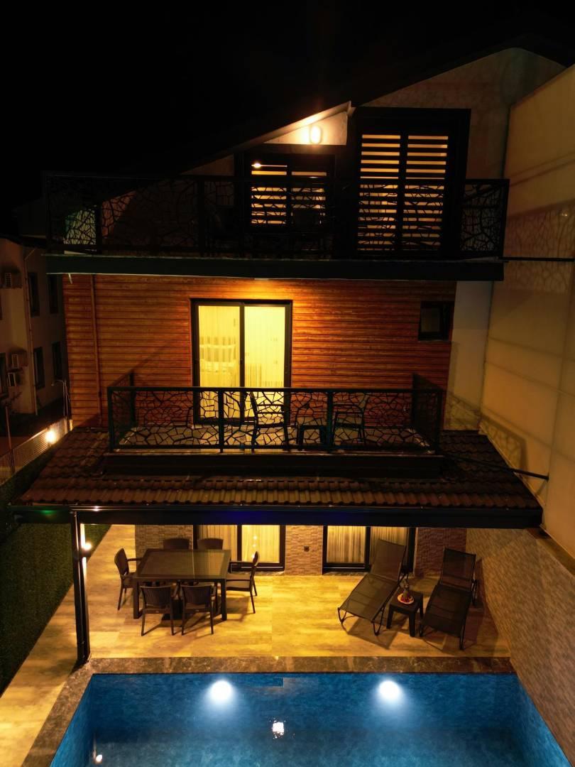 Muğla Fethiye'de Merkeze Yakın, Özel Havuzlu, Şık Villa-43245
