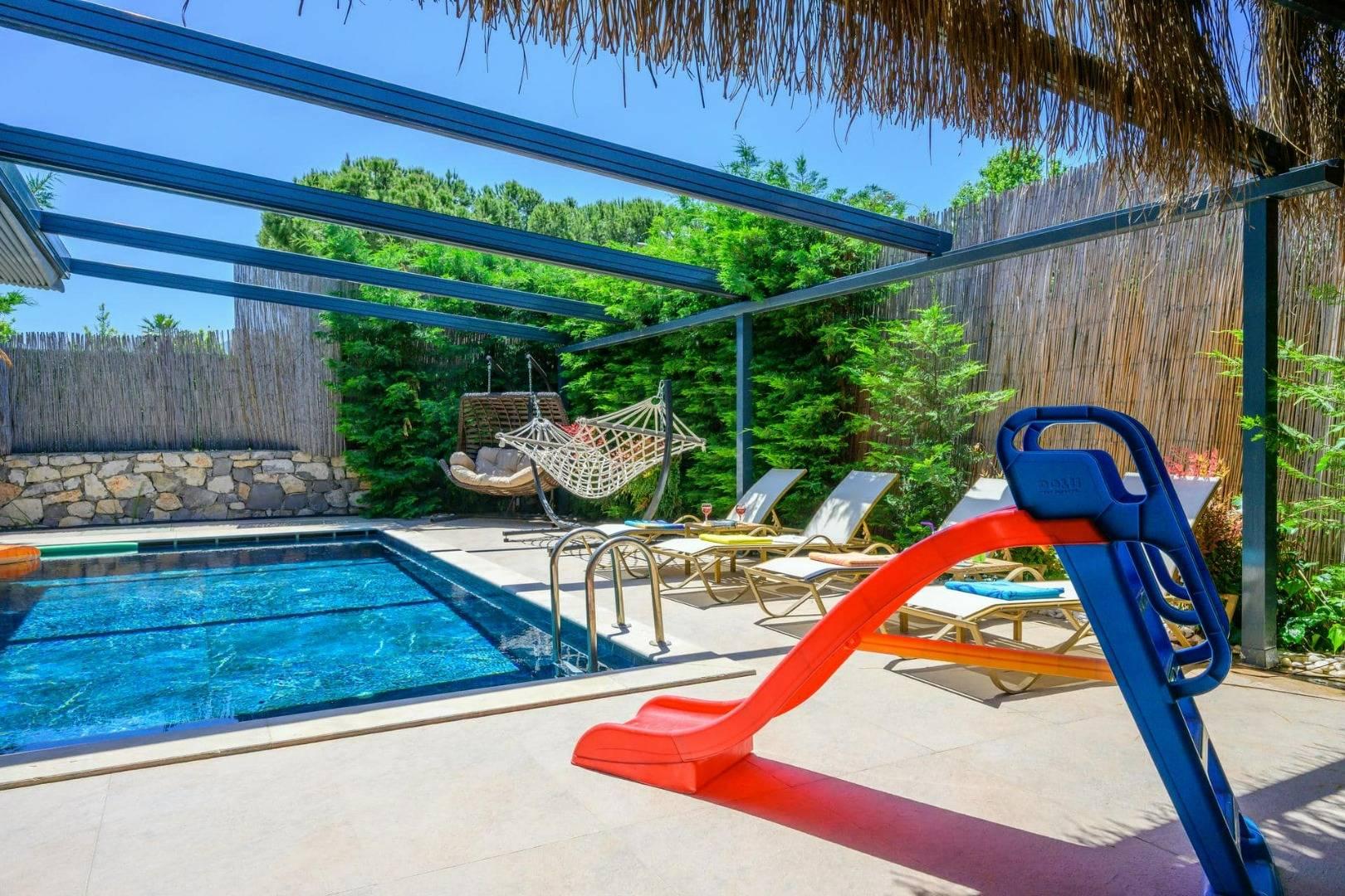 Fethiye Babataşı'da Doğayla İç İçe, Özel Havuzlu, 4+1, Lüks Villa-22656