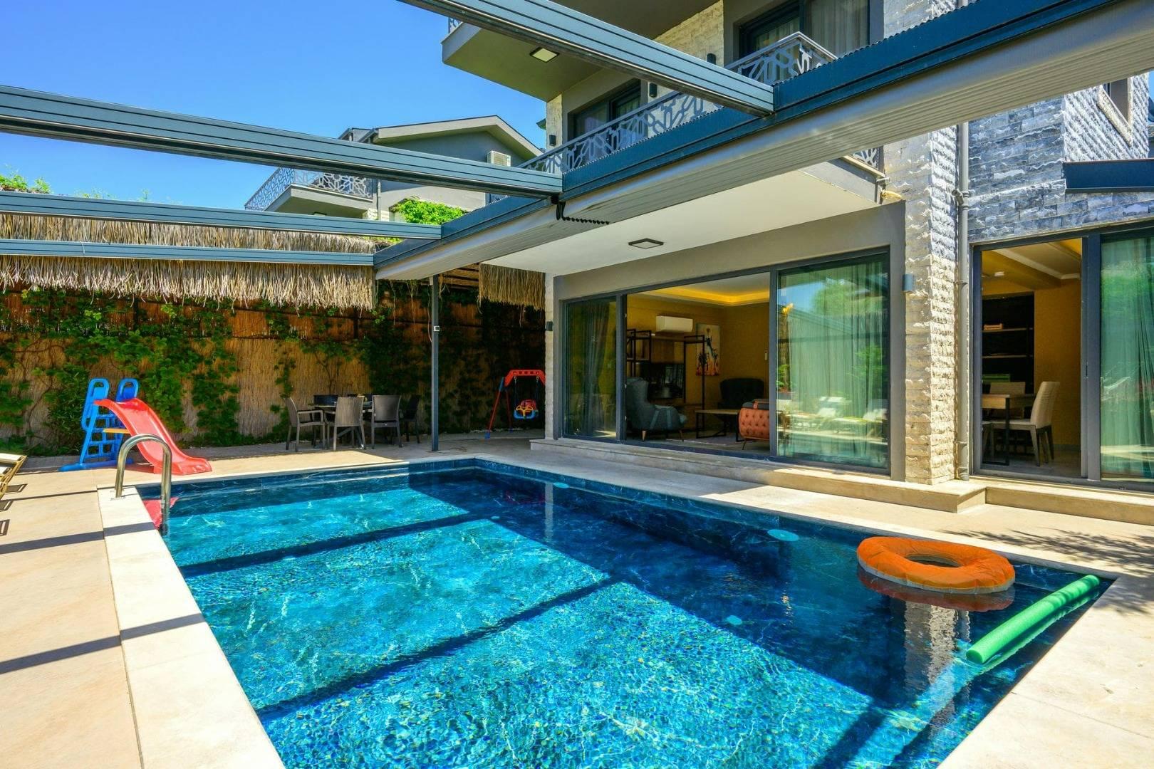 Fethiye Babataşı'da Özenle Dekore Edilmiş, Özel Havuzlu, Şık Villa-22657