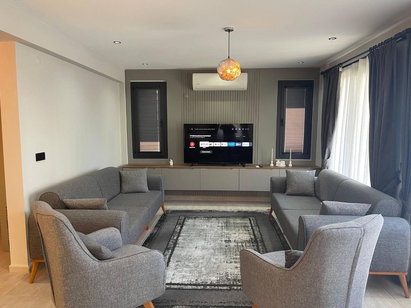 Fethiye Babataşı'nda Denize Yakın Konumda, Özel Havuzlu, Merkezi Villa-35320